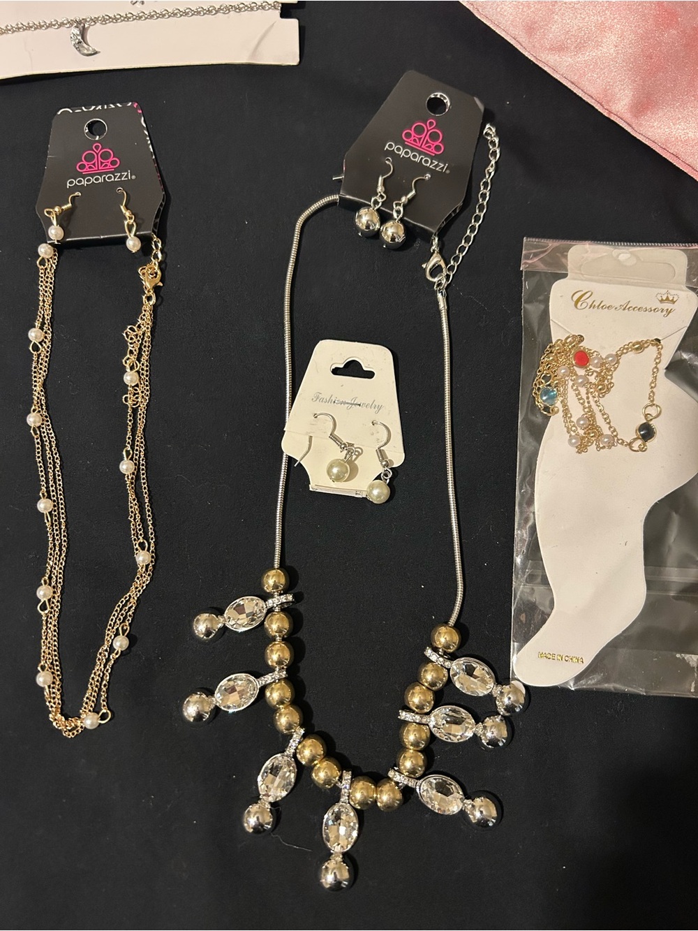 Paparazzi and A Variety of Brands featuring jewelry - Picture 2 of 4